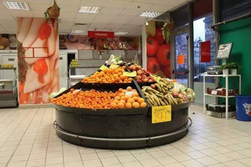 Liliom élelmiszer és vendéglátó üzlet – Hentesbolt (Budapest, IX. kerület)