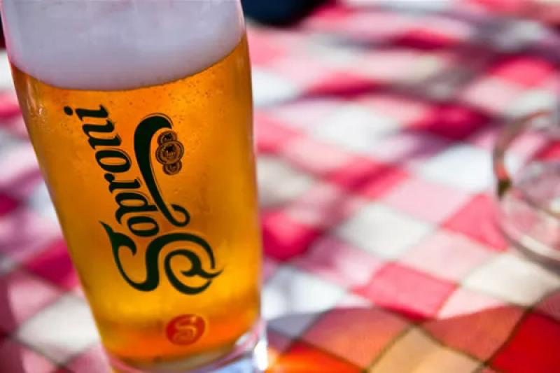 Sarokház söröző – Söröző (Balatonlelle)
