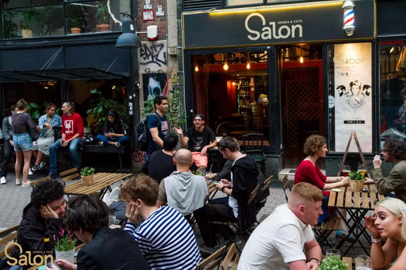 Salon drinks & cuts – Kocsma (Budapest, VII. kerület)