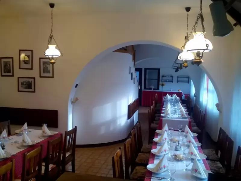 Laci Betyár Sörkert – Étterem (Hajdúszoboszló)