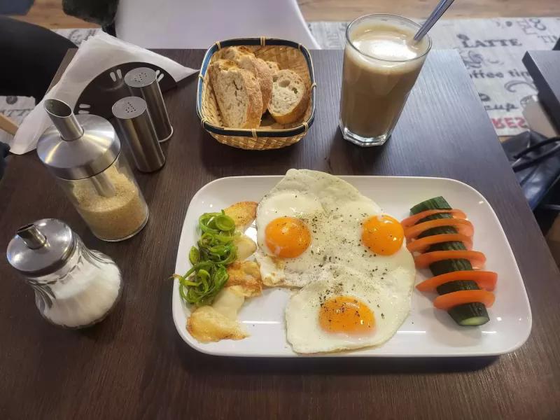 Pöttyös Bögre Bisztró – Bisztró (Budapest, VI. kerület)