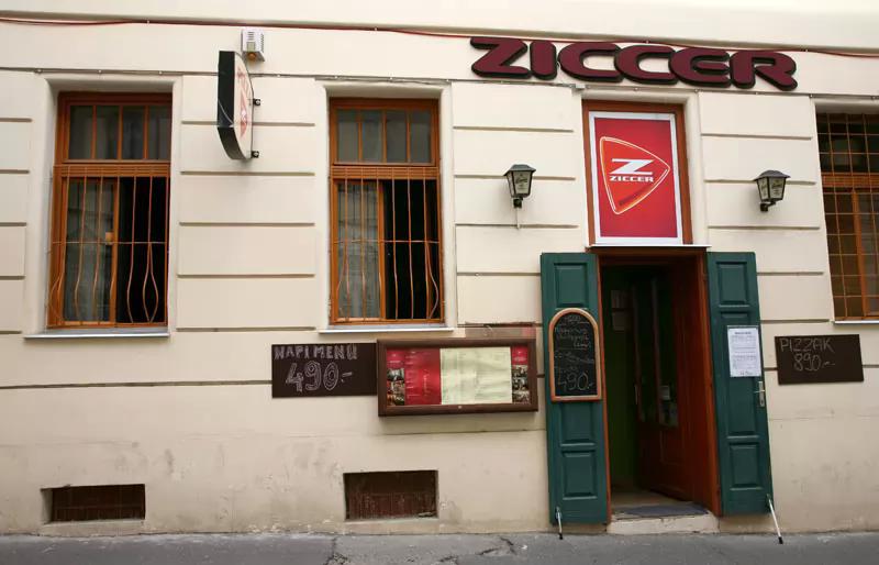 Szánkó Kávézó – Étterem (Pécs)