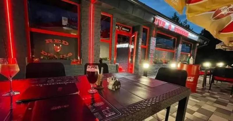Red Devils Pub & Pizzeria – Kocsma (Csemo)