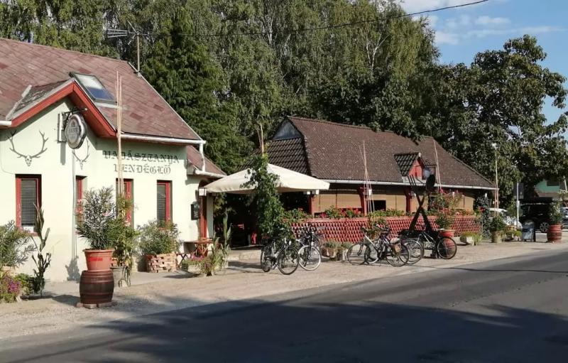 Vadásztanya Vendéglő Kéthely – Étterem (Kéthely)