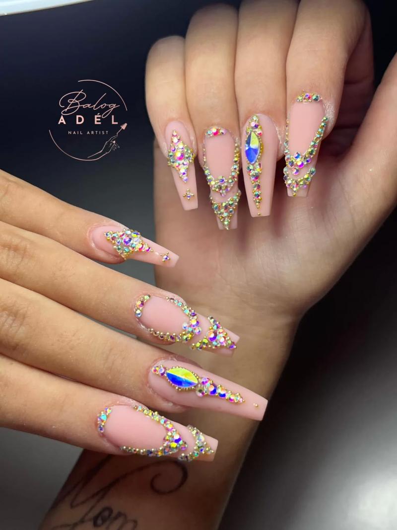 Adelenails - The Nail Bar – Bár (Mohács)
