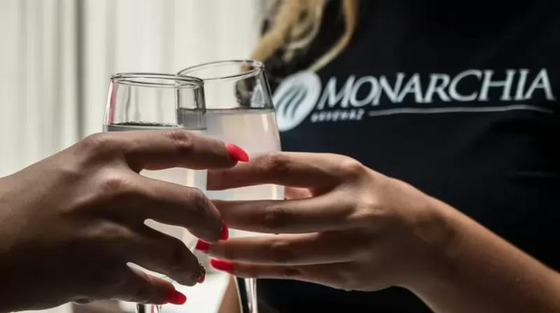 Monarchia Kávéház – Kávéház (Mosonmagyaróvár)