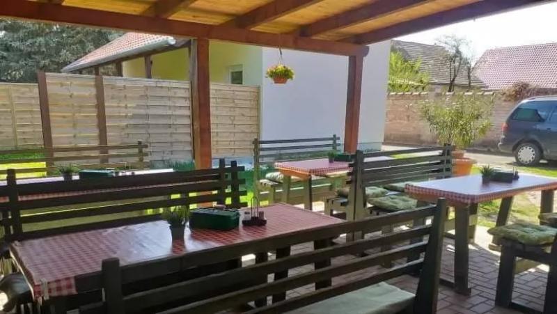 Vali néni kifőzdéje – Étterem (Veroce)
