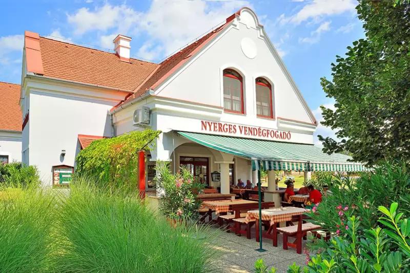 Nyerges Vendégfogadó - Hegykő – Étterem (Hegyko)