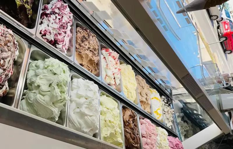 Cousin Fagyizó Debrecen Petőfi Tér – Fagyizó (Debrecen)