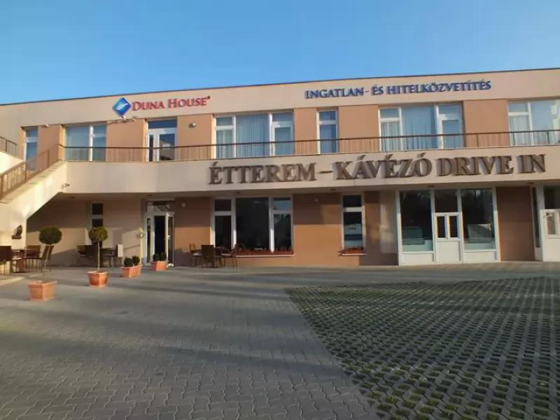 Pannónia Étterem És Kávézó – Étterem (Szentendre)