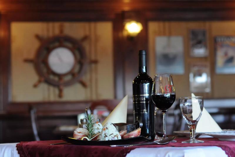 Submarine Station – Steakhouse (Budapest, XVI. kerület)