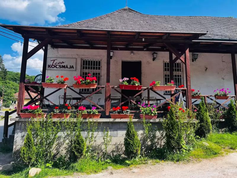 Klastrom Söröző "Teca Kocsmája" – Kocsma (Esztergom)