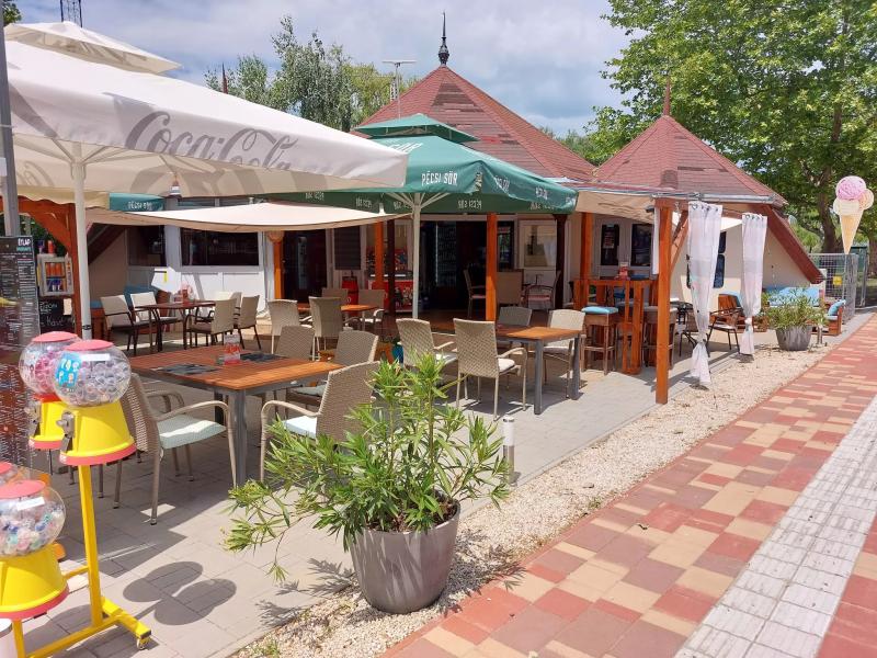Szezon Bistro – Bisztró (Balatonmariafurdo)
