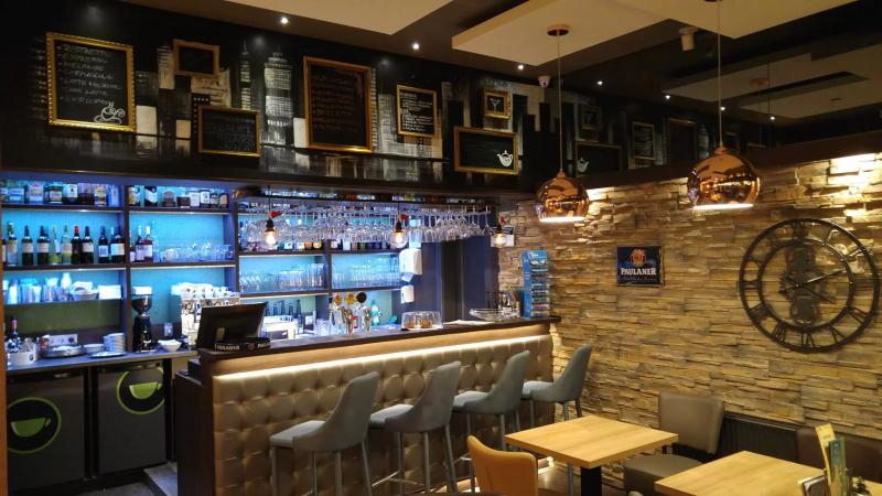 Központ Cafe&Bistro – Bisztró (Mosonmagyaróvár)