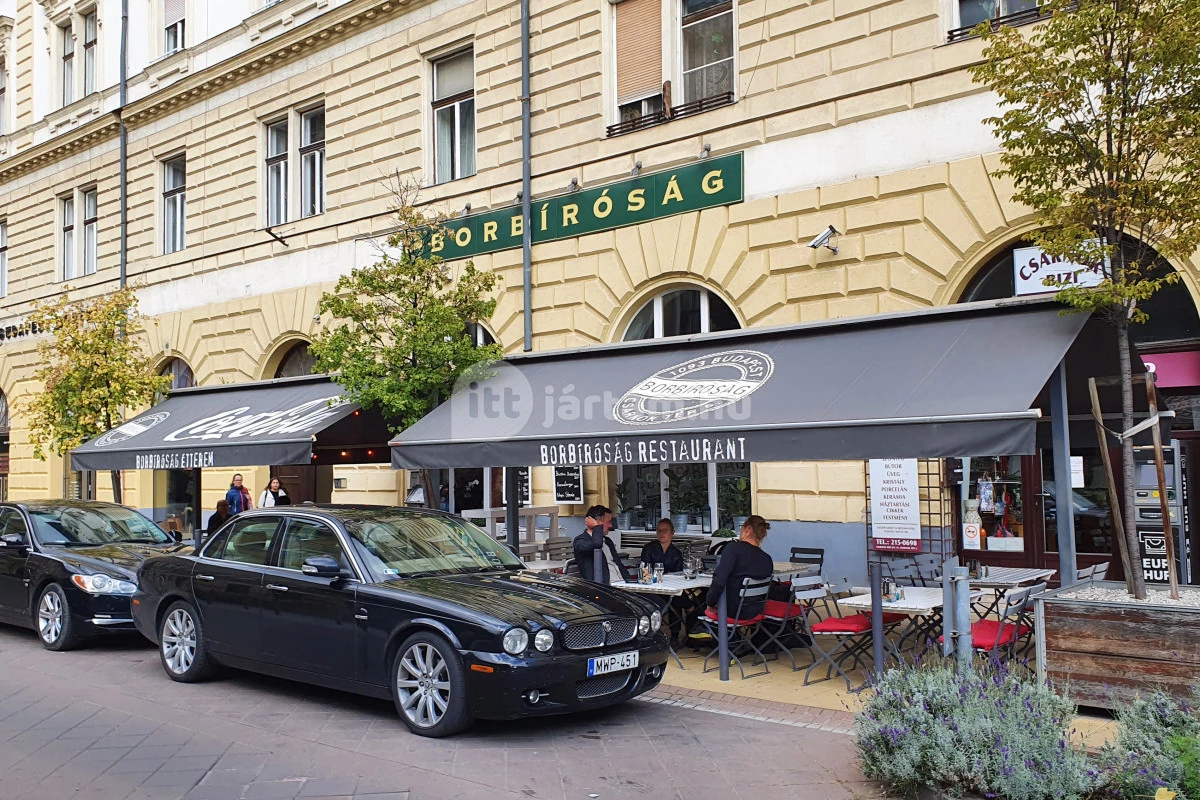 Borbíróság – Borbár (Budapest, IX. kerület)