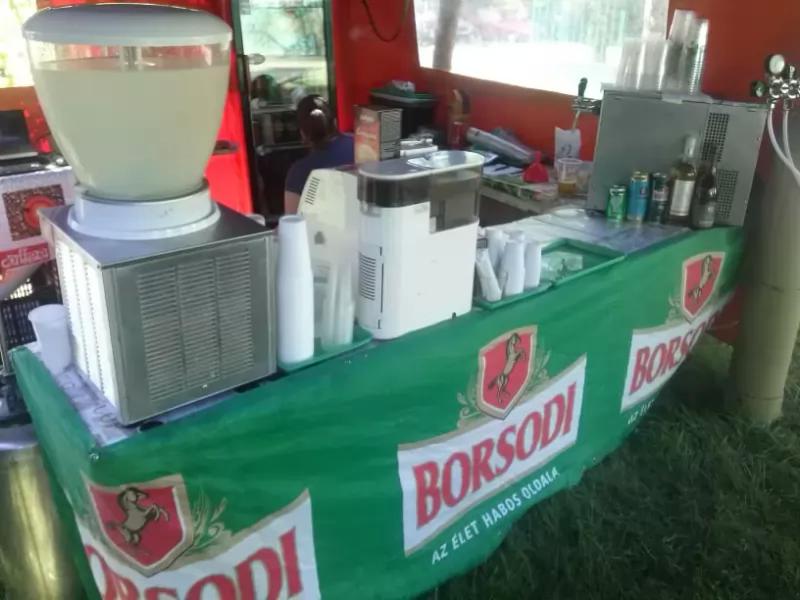 Holdfény Borozó / Moonlight Pub – Kocsma (Nagykoros)