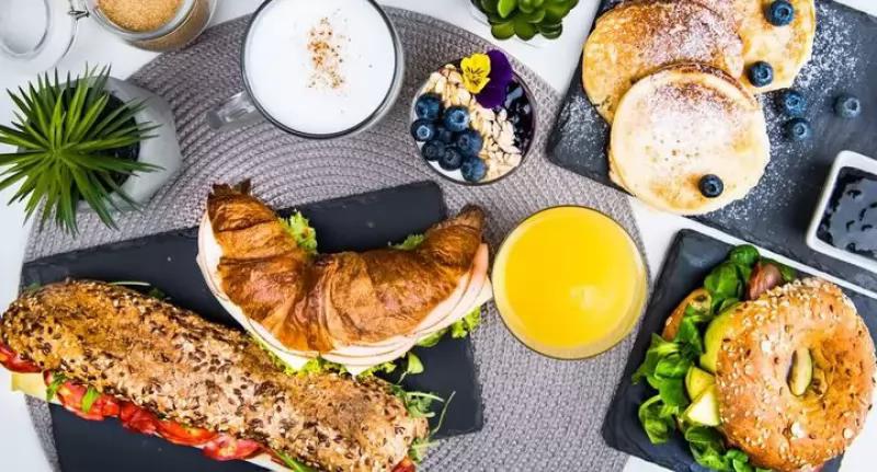 The Bee's Breakfast & Bar – Bár (Budapest, VI. kerület)