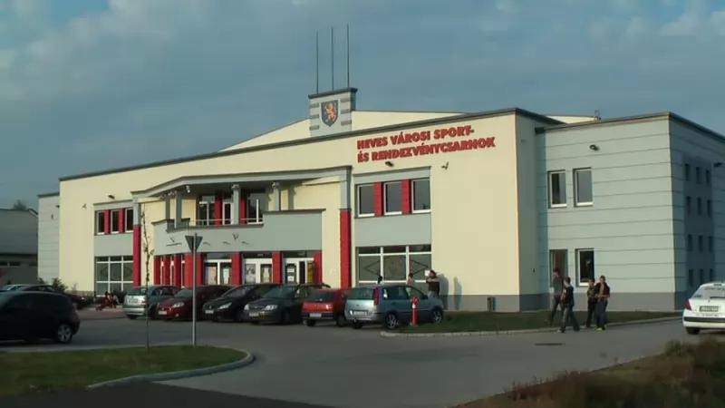 Sportcsarnok Büfé /Heves/ – Büfé (Heves)