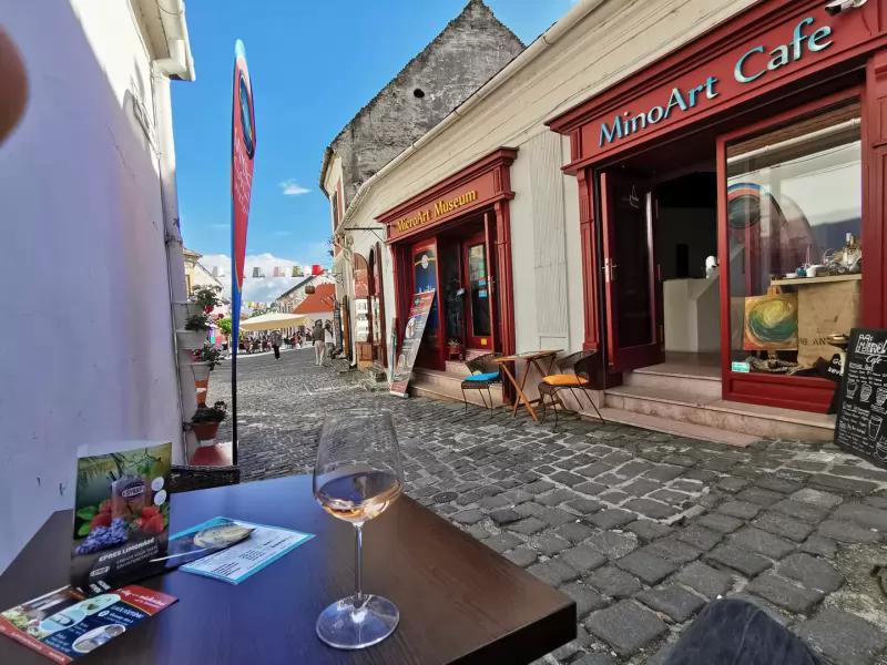 MinoArt Cafe – Kávézó (Szentendre)