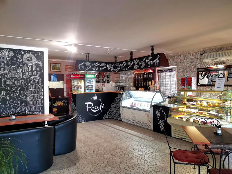 R-cafe – Étterem (Kulcs)