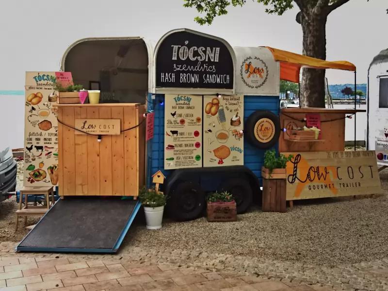 Low Cost Gourmet Trailer – Étterem (Budapest, IX. kerület)