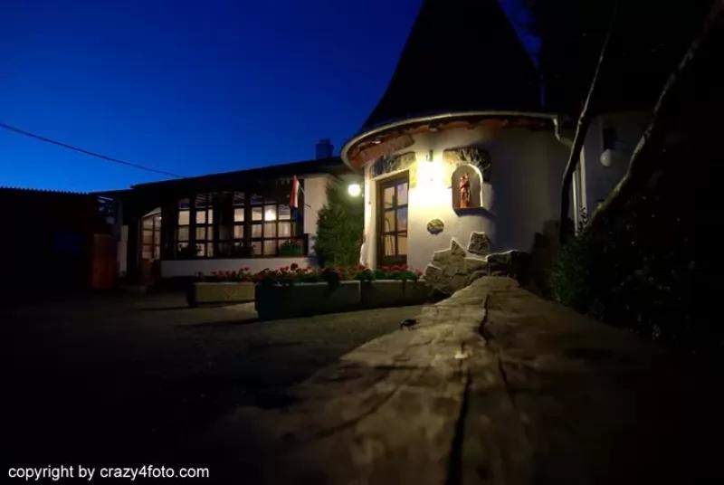 Novákfalva – Étterem (Velem)