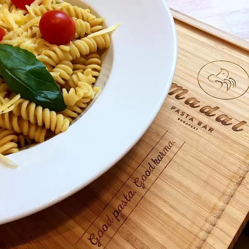 Madal Food – Vegetáriánus & Vegán étterem (Budapest, V. kerület)