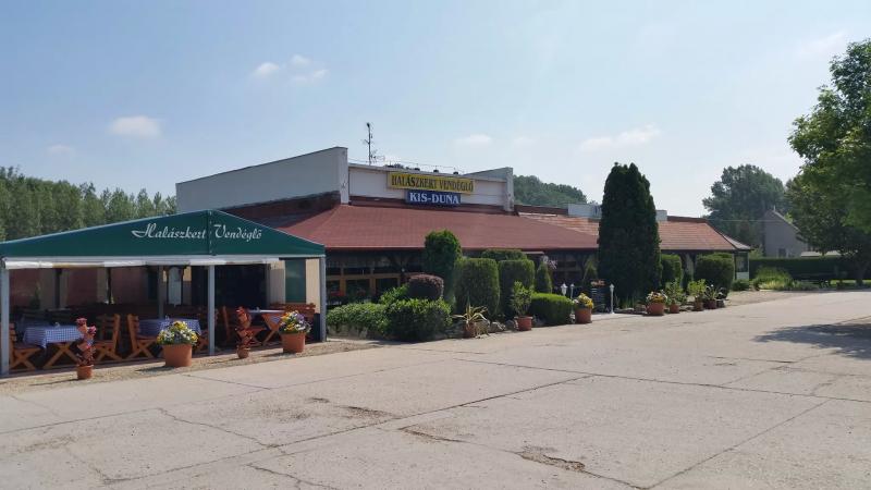 Halászkert Vendéglő – Étterem (Mosonmagyaróvár)